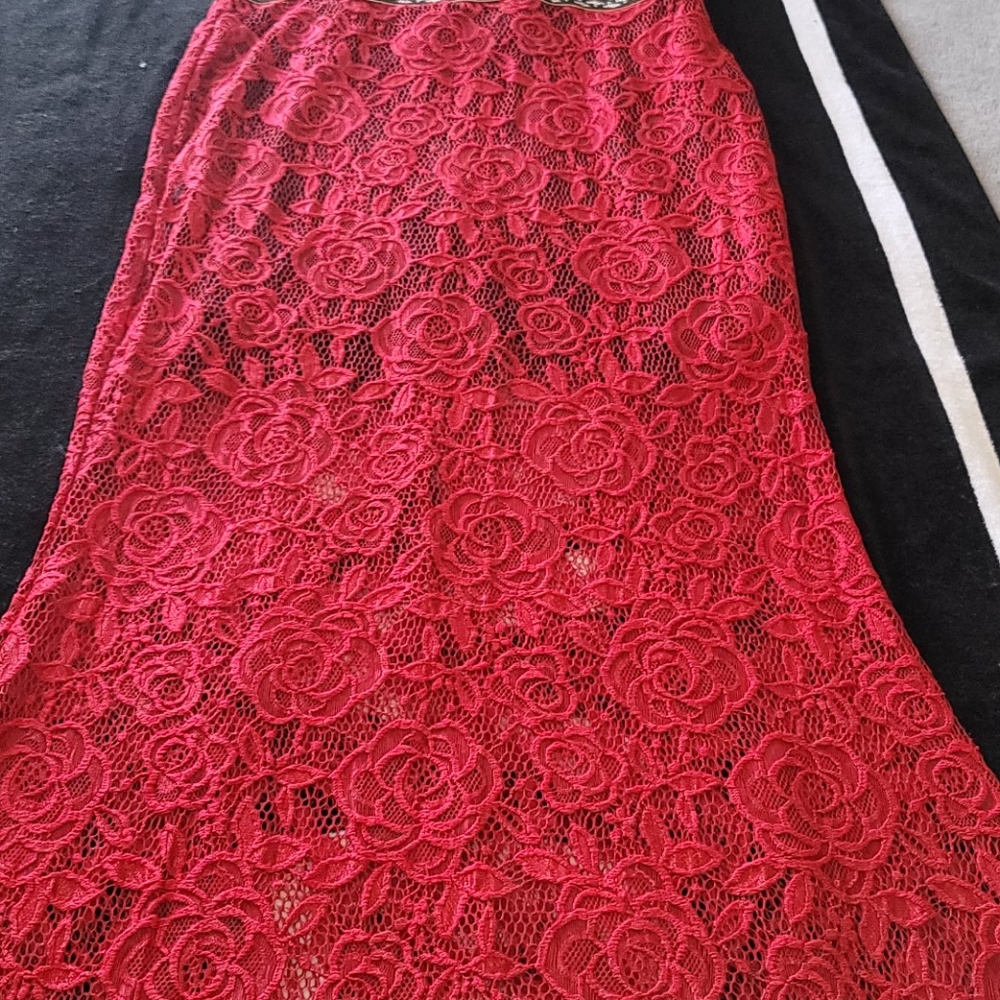 Dress - Picture 3 of 6